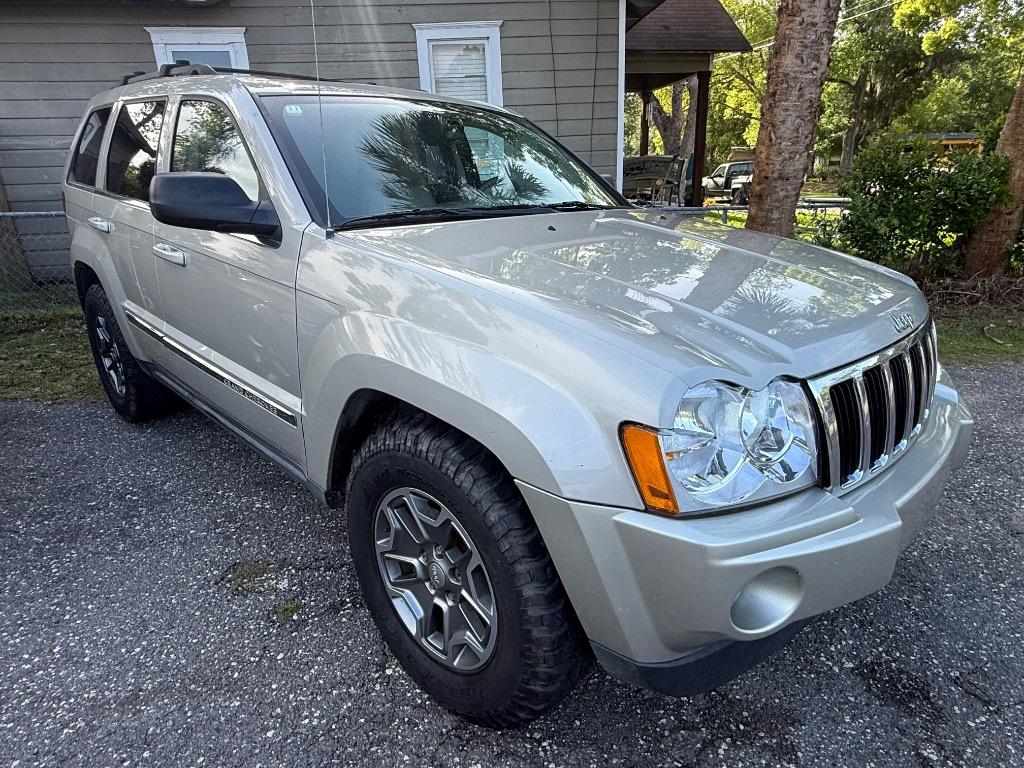 2007 Jeep Grand Cherokee Limited's photo